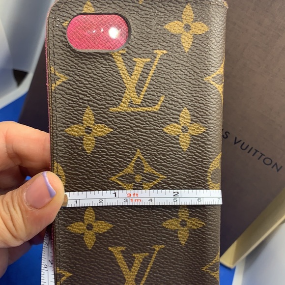 💜 Louis Vuitton monogram iPhone case pink interior 3/5 - Picture 3 of 14